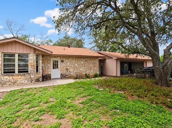 150 PLACID HTS, Seguin, TX 78155
