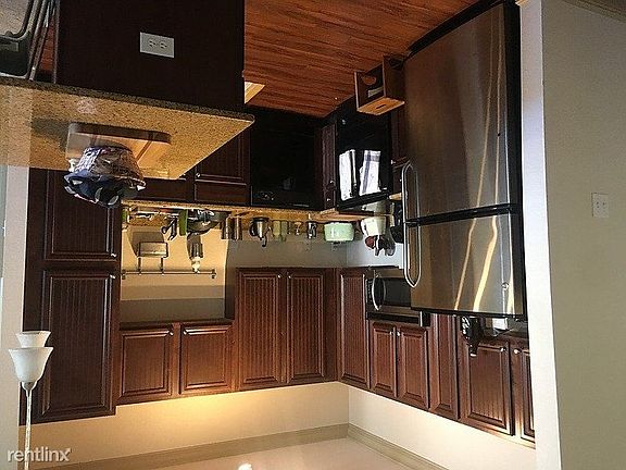 2nd image of 903 Lake Lily Dr APT A426