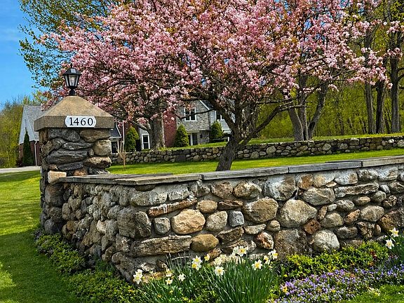 2nd image of 1460 Guernseytown Road