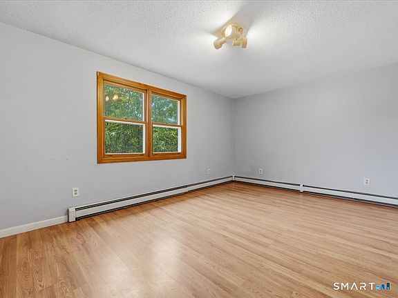 5th image of 6 Sunnyside Avenue