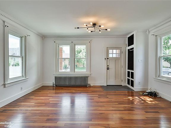 5th image of 116 S 6th St