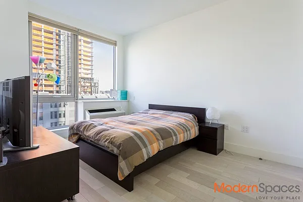 Rented by Modern Spaces | media 7