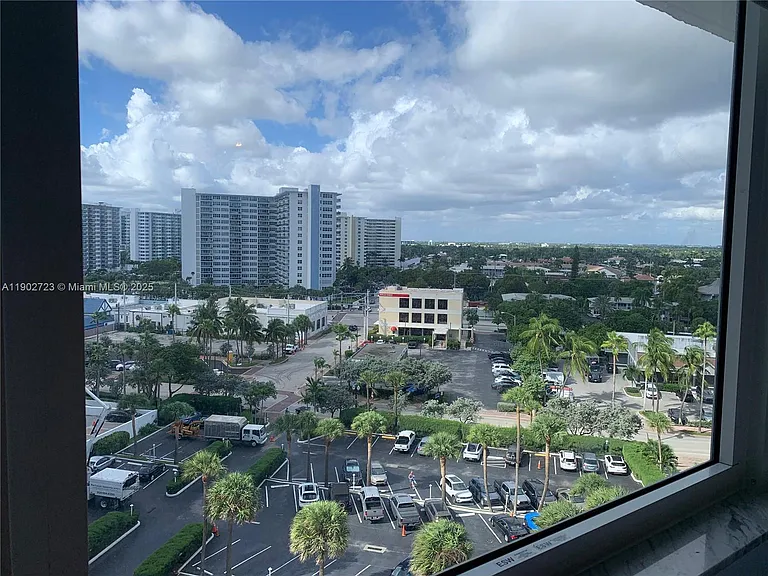 3600 Galt Ocean Dr #9C — Photo 18