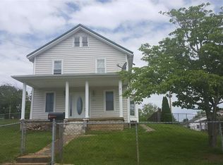 502 10th St, Catlettsburg, KY 41129