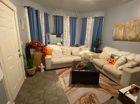 15 Hopper St Floor 1, Haledon, NJ 07508