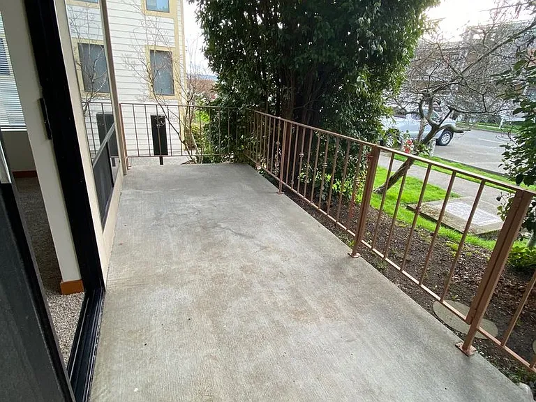 22514 6th Ave S — Photo 23