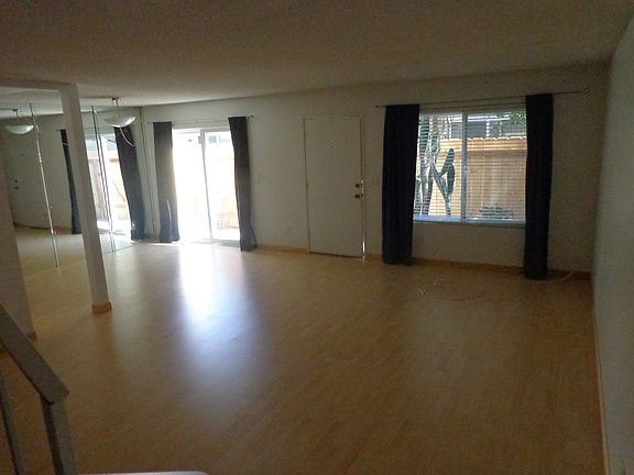 Livingroom /dinning