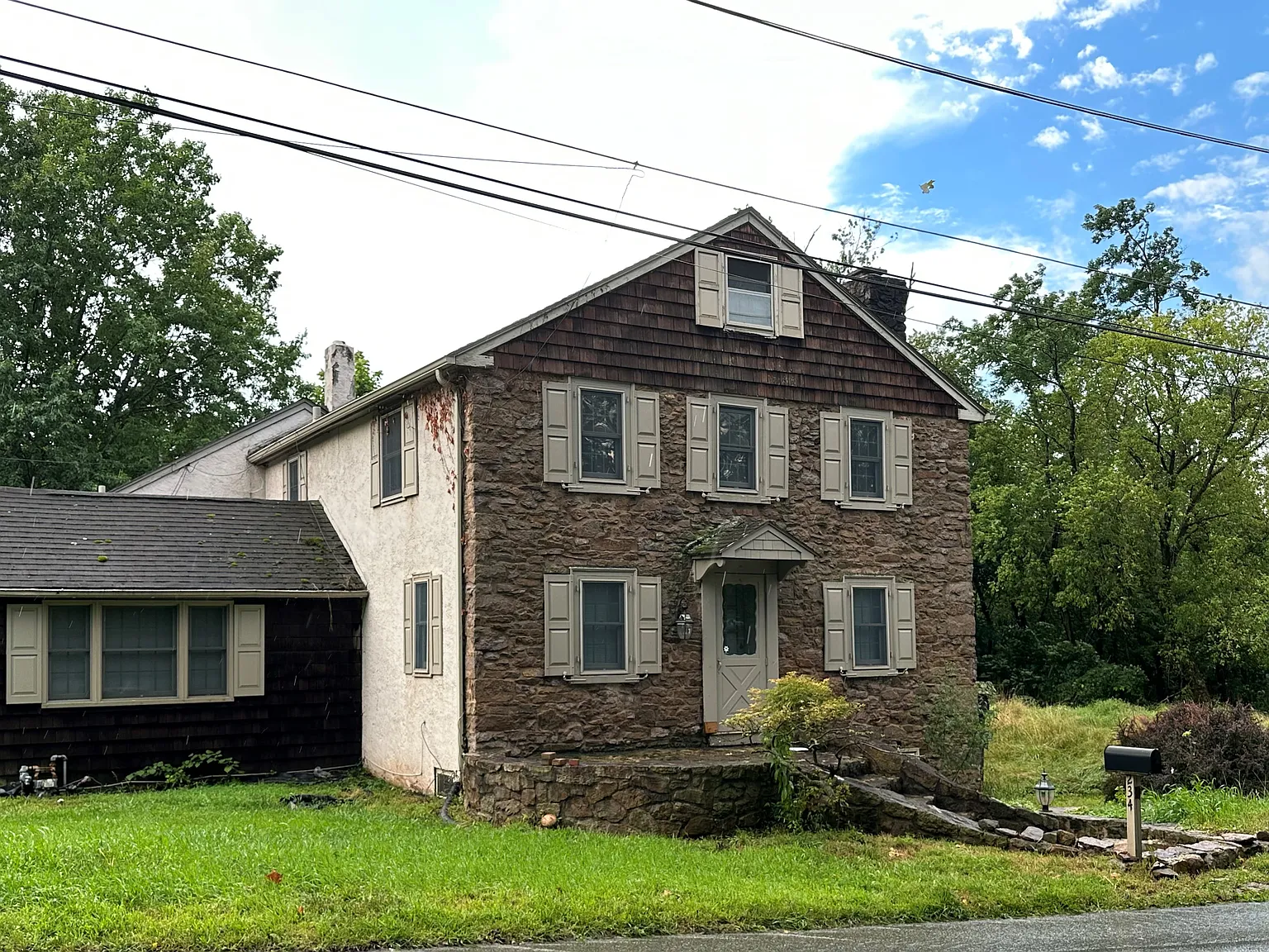 3 bed, 2000 sqft, $2,500 — Photo 1