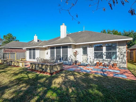3rd image of 7439 Parkcross Pl