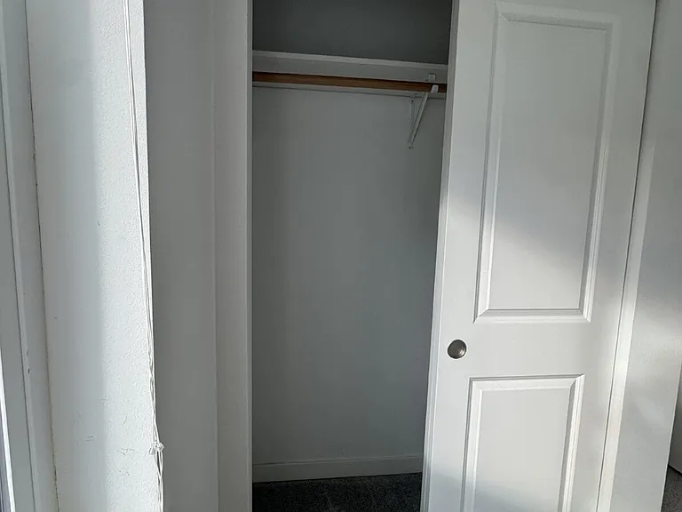 605 Finnegan Way — Photo 21