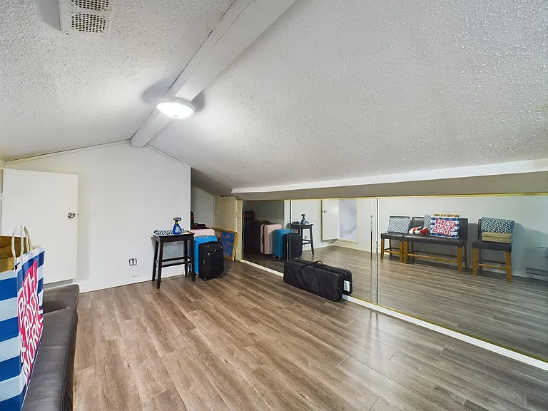 9400 Doliver Dr #35 — Photo 31