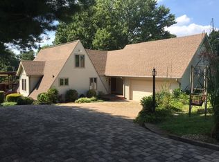 222 Yellow Buckeye Ln, Glasgow, KY 42141
