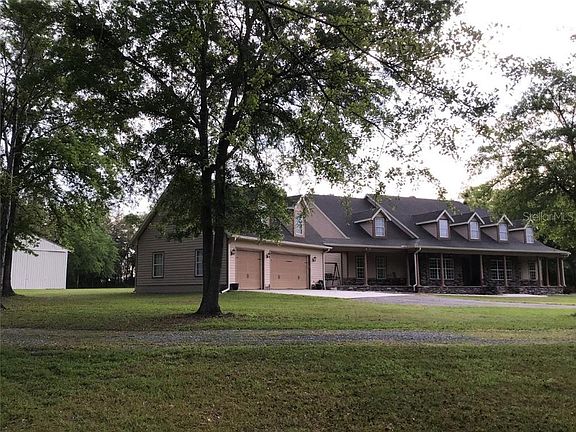 2nd image of 149 SW Blanton Ln