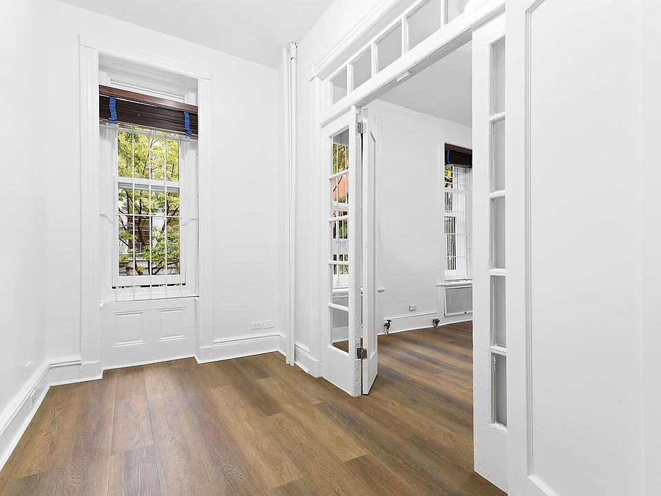 2nd image of 171 W 80th St #2