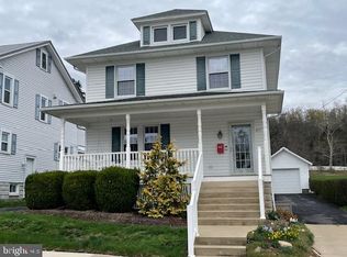 369 W 5th St, Lewistown, PA 17044