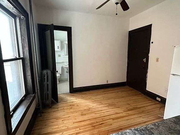 2nd image of 21-27 14th St W #104