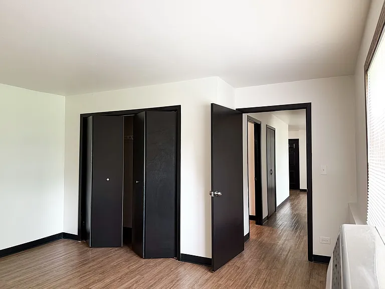 Tan Oak Apartments — Photo 7