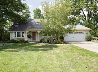 9621 McCauly Rd, West Chester, OH 45241