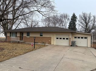 112 E 1st St, Valparaiso, NE 68065