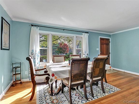 5th image of 370 W Mullens Ln