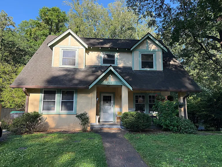 204 Monte Vista Ave #B — Photo 1