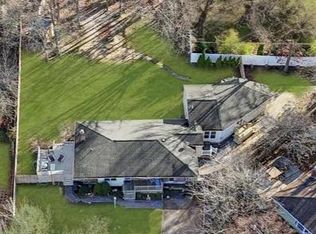 10 Westwind Drive, Bohemia, NY 11716