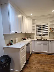 Rented by R New York