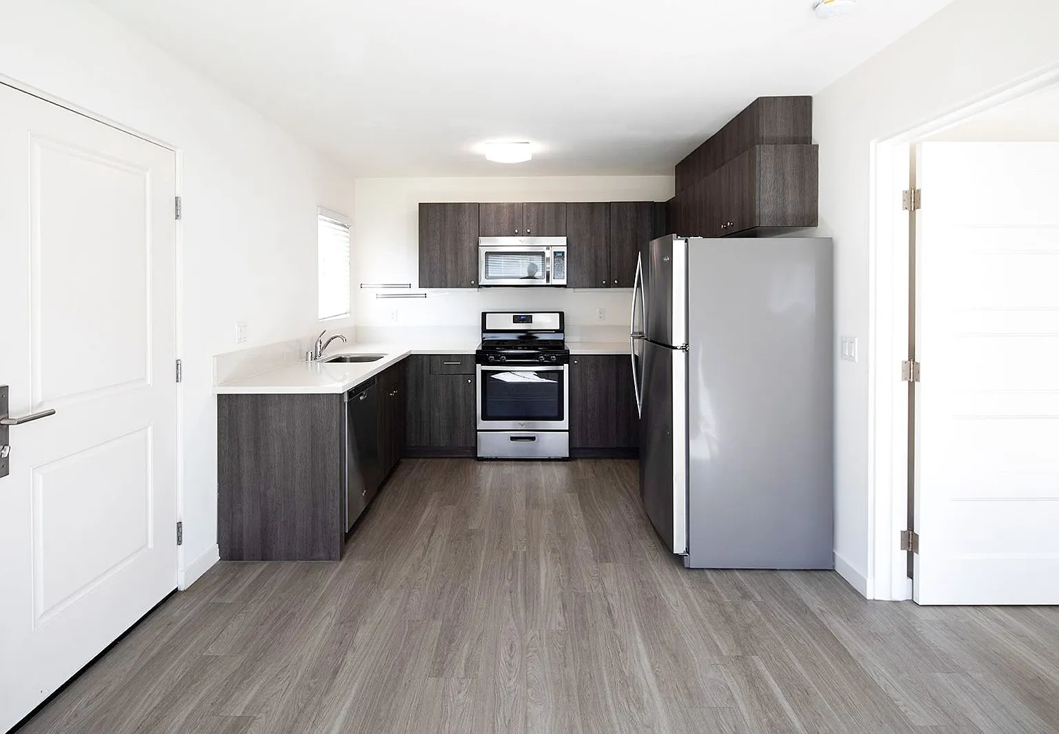 Long Branch Apartments — Photo 2