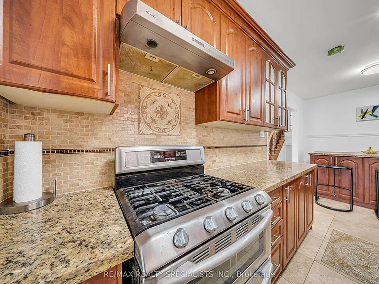 883 Thistle Down Cir — Photo 9
