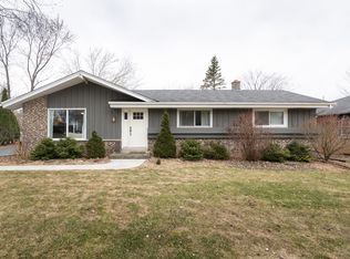 1611 17th Ave, Grafton, WI 53024