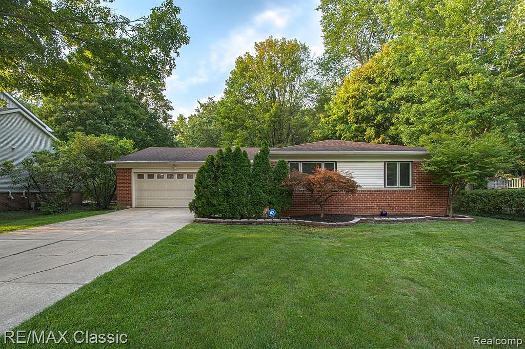 30048 Puritan St, Livonia, MI 48154 Zillow