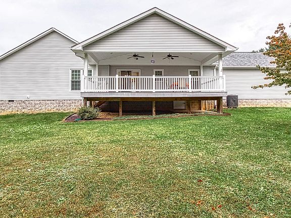 4th image of 5654 Pine Grove Dr