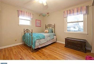 3rd image of 2719 Marklyn Dr