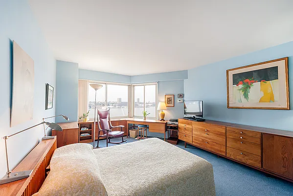 Sold by CORE | media 4