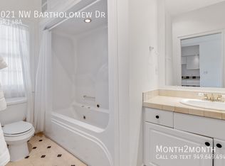 9021 NW Bartholomew Dr, Portland, OR