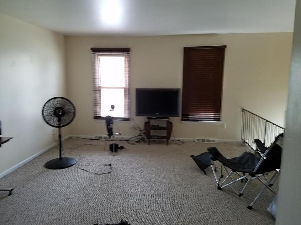 1st image of 1811 Grayson Ave NW