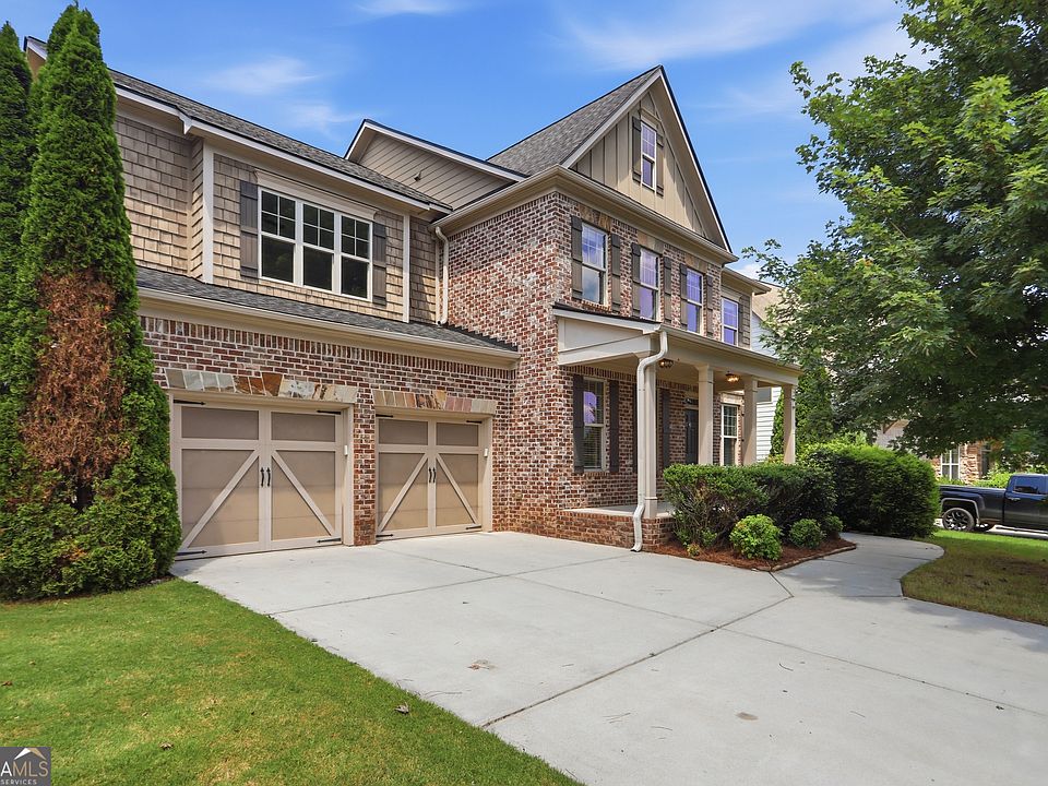 1st image of 375 Royal Sunset Dr