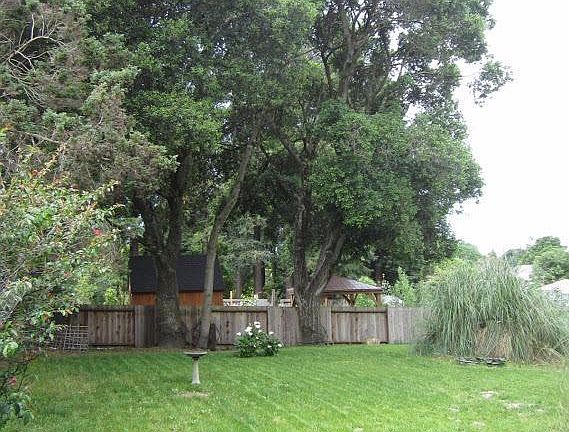 3rd image of 17 Melinda Ln