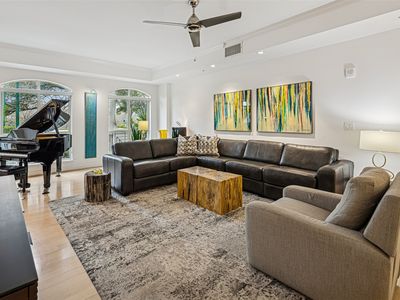 3401 Lee Pkwy APT 105, Dallas, TX, 75219