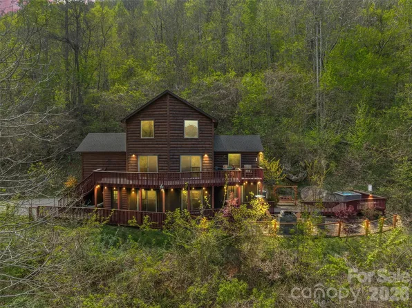 356 Walnut Cove Rdg, Bryson City, NC 28713