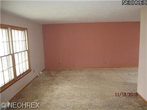 5th image of 835 Sherwood Dr