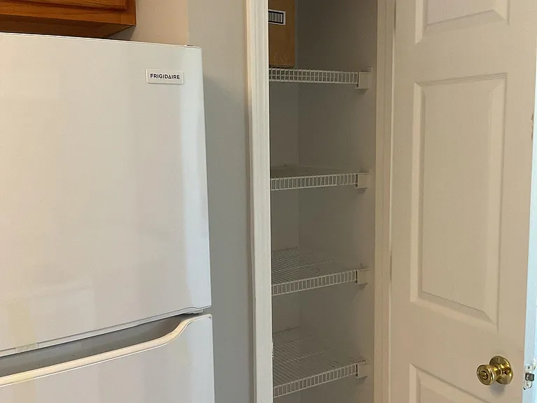 123 Westchester Cir — Photo 39