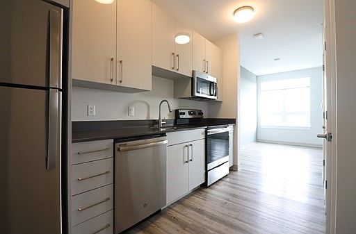 1st image of 161 Washington St #1513