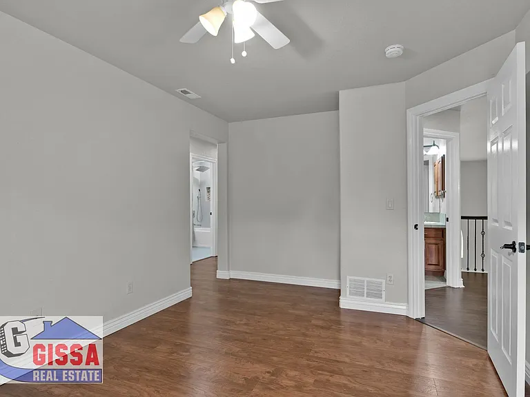 1043 Longspur Ln — Photo 44