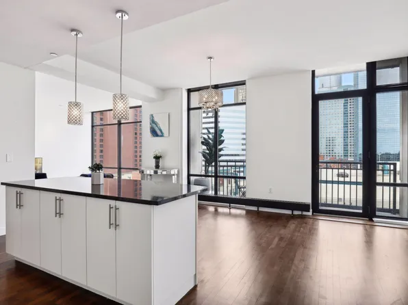 201 S 11th St Unit 930, Minneapolis, MN 55403