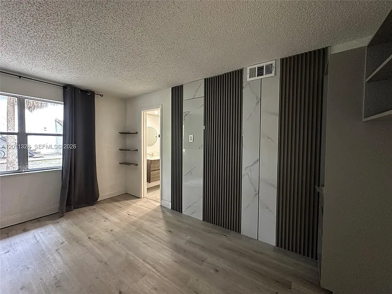 4215 N University Dr #101 — Photo 11