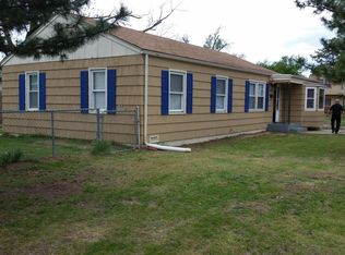 1129 W 21st Ave, Hutchinson, KS 67502