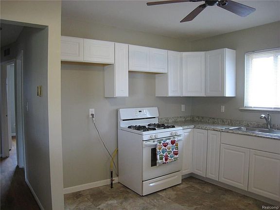 3rd image of 5250 Norborne Ave