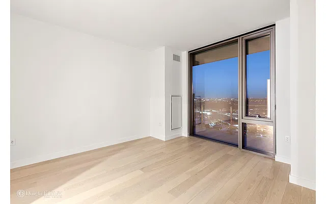 Rented by Douglas Elliman | media 20