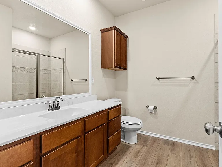 343 Green Valley Dr — Photo 9